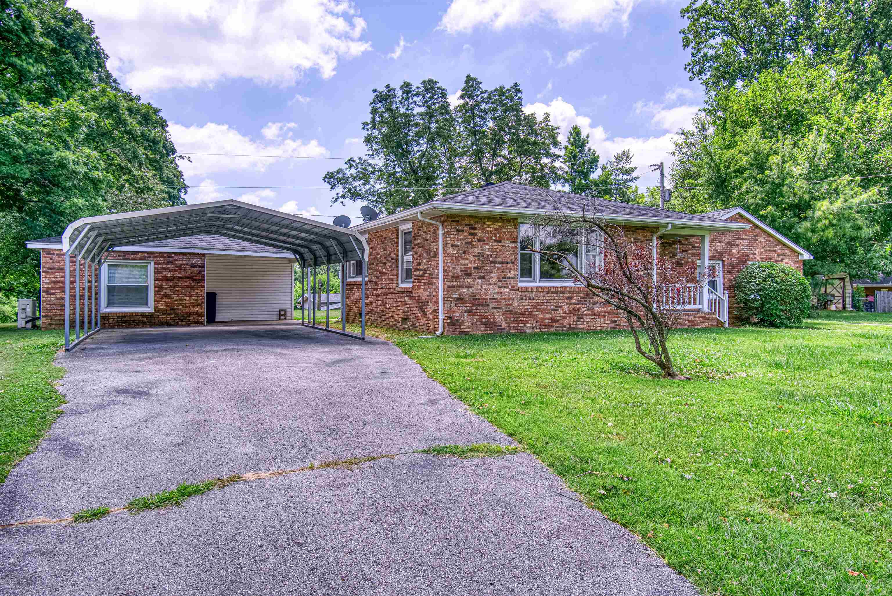 Property Photo: 2562 Holloway Lane KY 42420