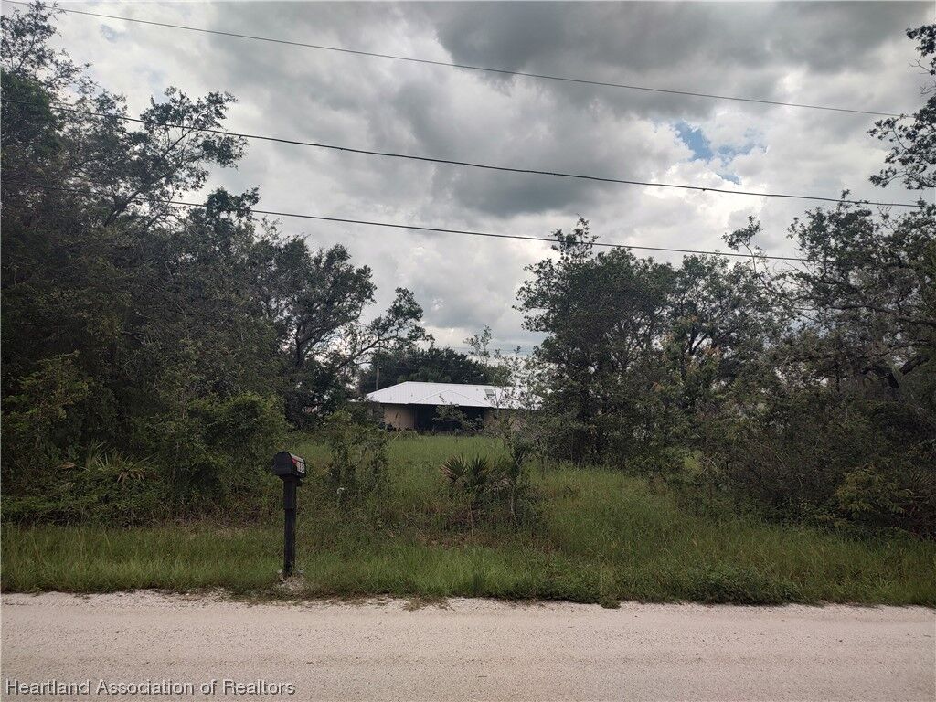Property Photo: 1835 N Egret Road FL 33825
