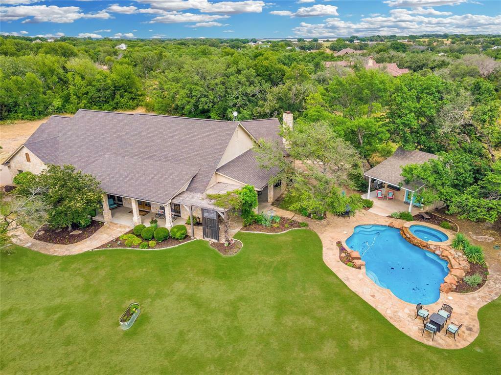 Property Photo:  726 W Canyon Creek Lane  TX 76087 