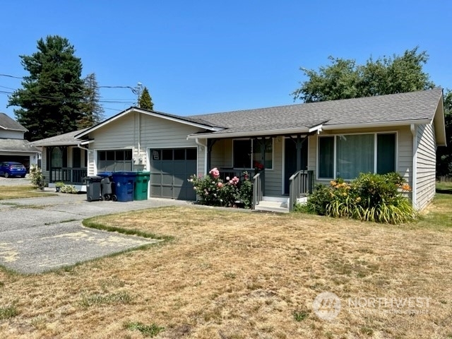 Property Photo:  6303 53rd Avenue NE A & B  WA 98270 