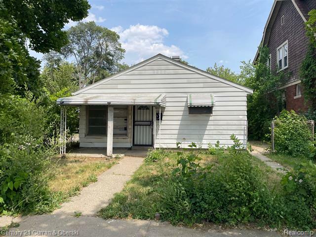 8216 Decatur Street  Detroit MI 48228 photo