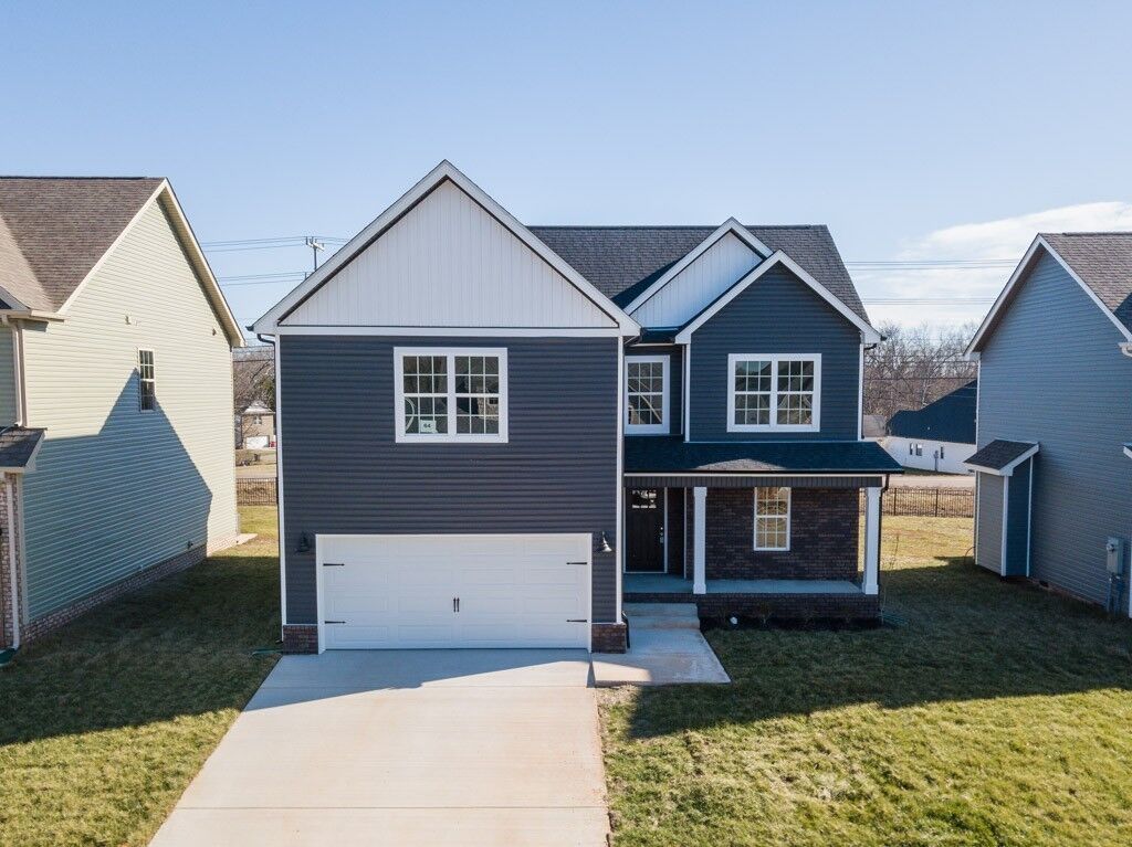 Property Photo: 64 The Quarry TN 37043