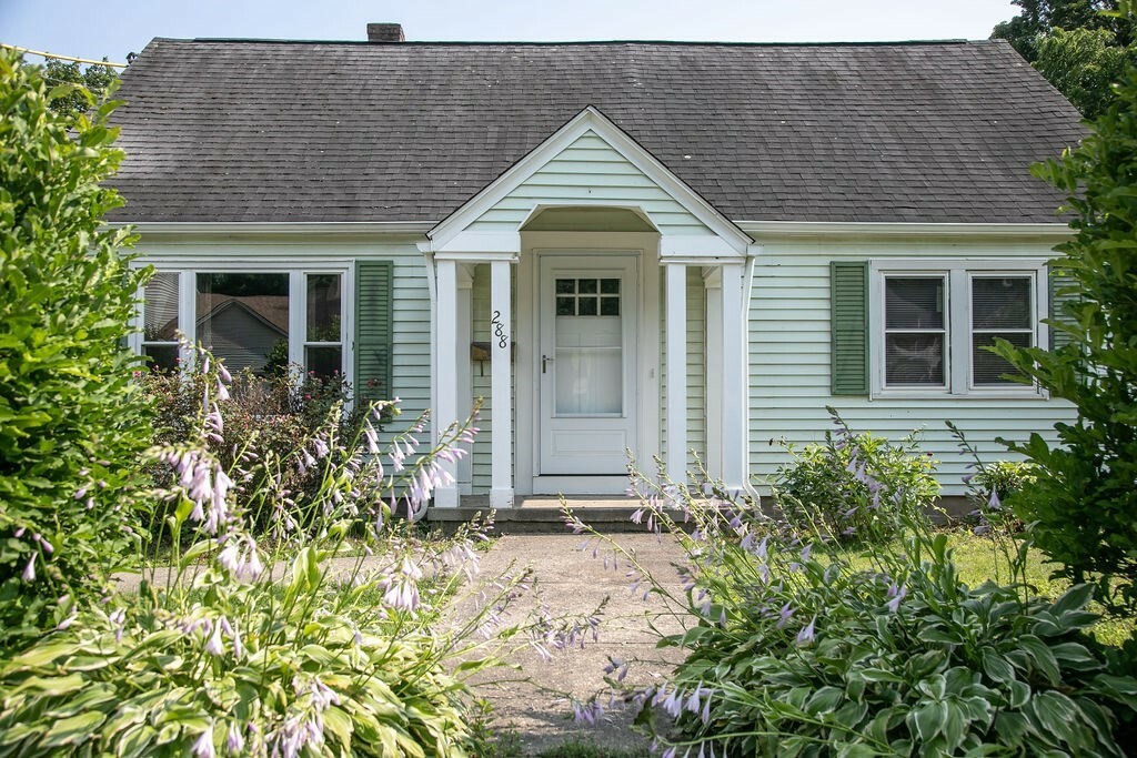 Property Photo:  288 Silver Street  MA 01301 