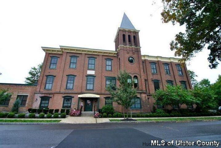 214 Chestnut  Kingston NY 12401 photo