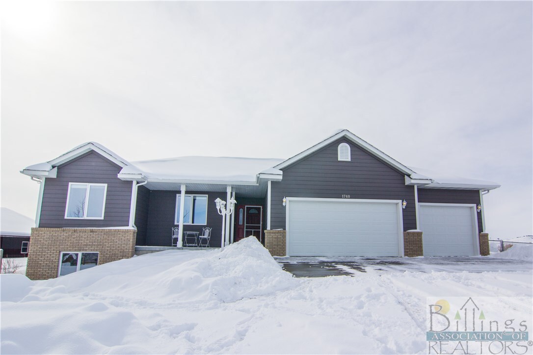Property Photo: 1740 Lobo Drive MT 59044