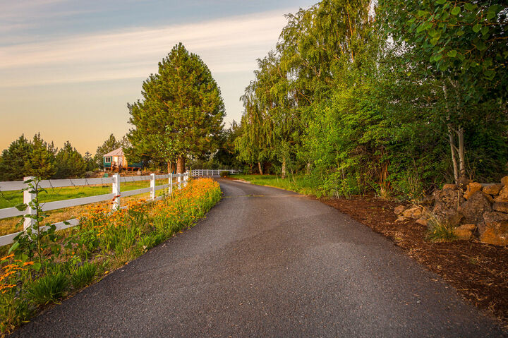 63930 W Quail Haven Drive  Bend OR 97703 photo