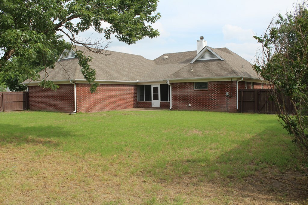 Property Photo:  202 Corona Cove  AR 72364 