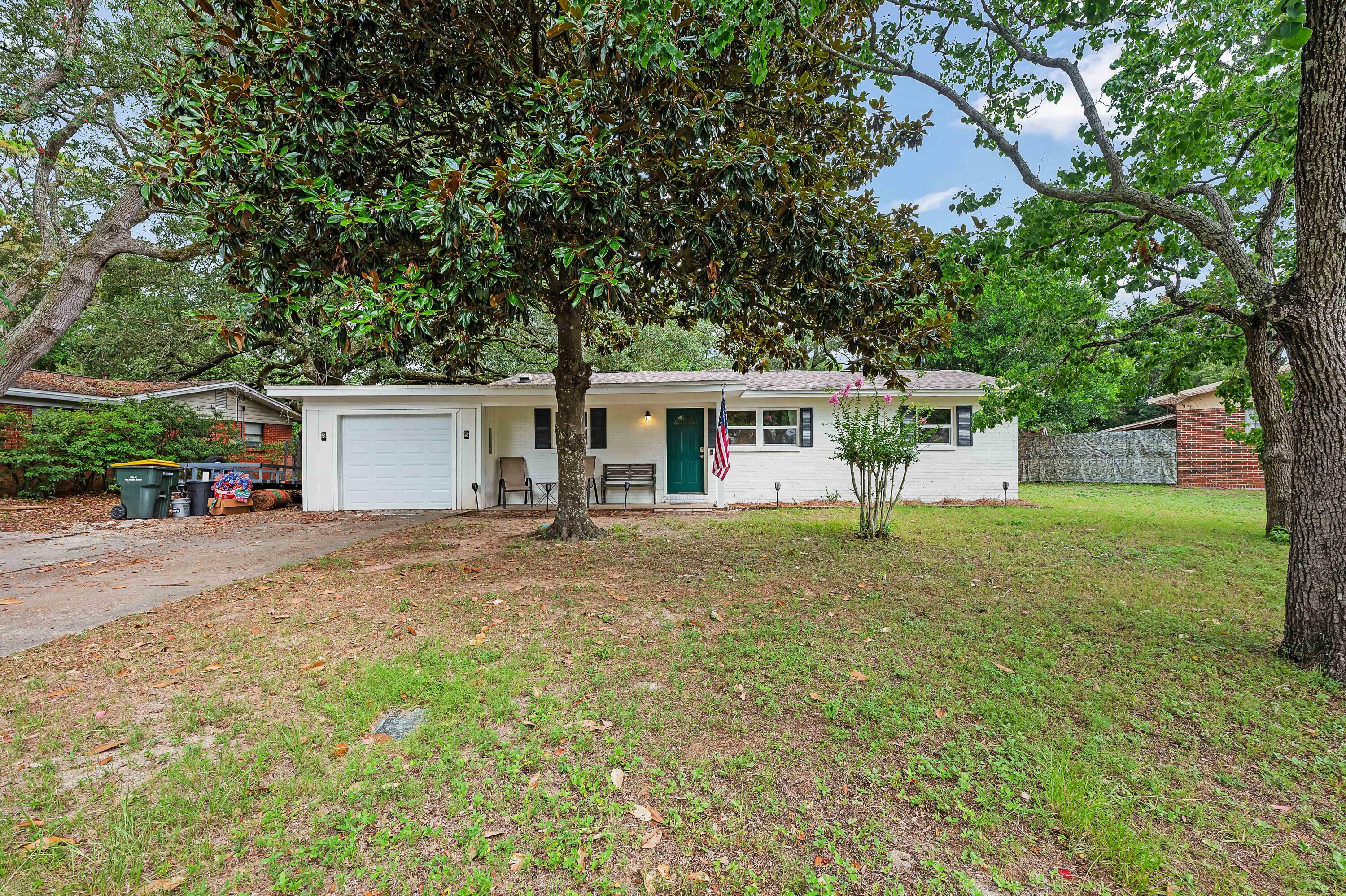 Property Photo:  48 NW Hemlock Drive  FL 32548 