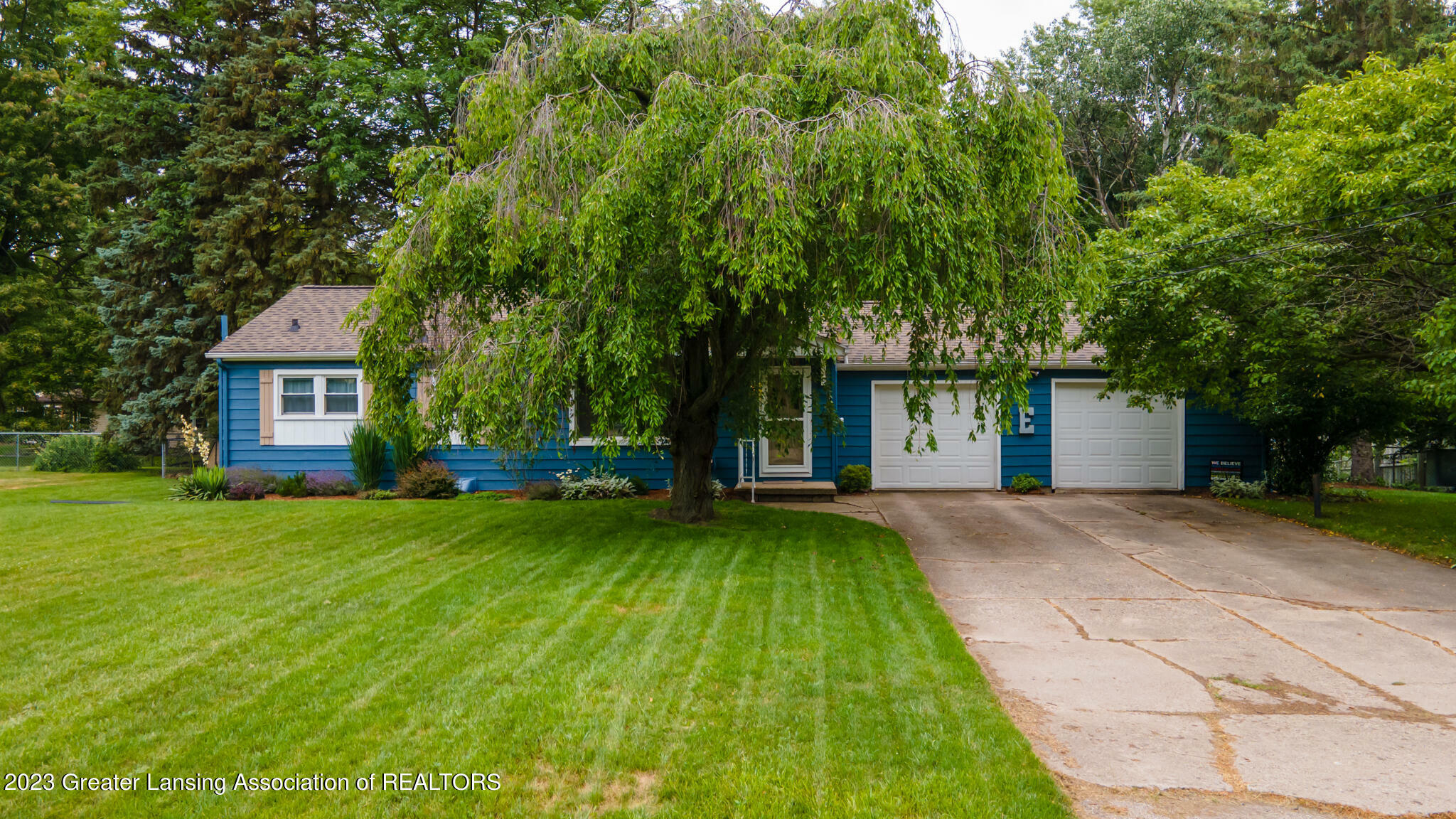 Property Photo:  3216 Manley Drive  MI 48910 