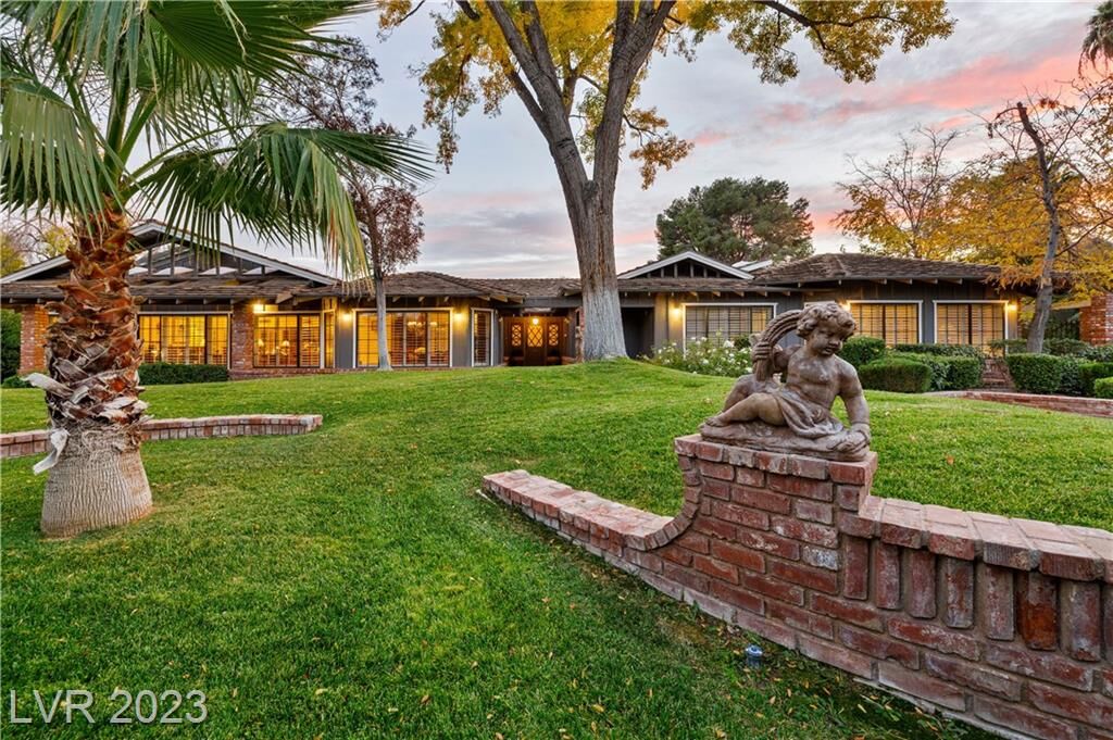 14 bed Las Vegas home for sale 2801 Pinto Lane, Las Vegas, NV 89107