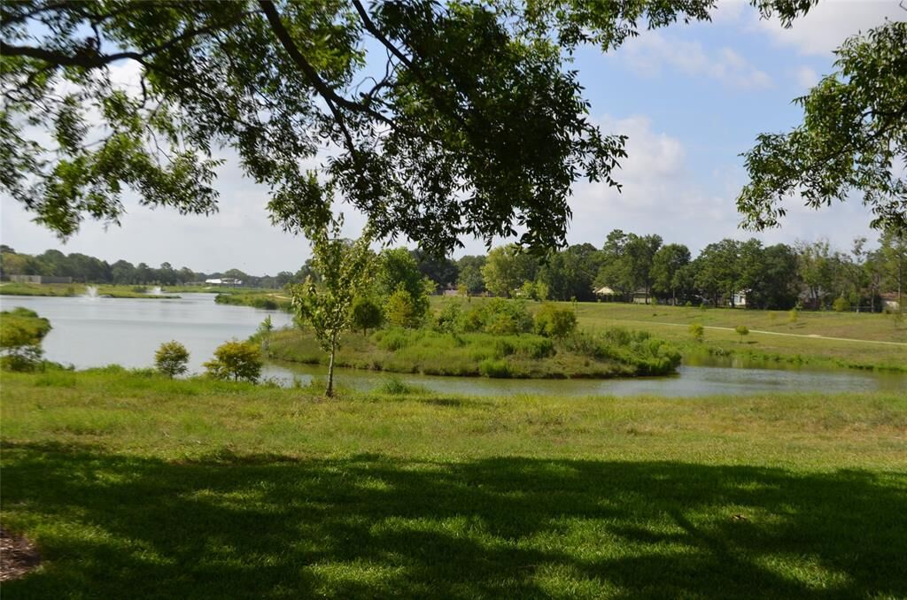 Property Photo:  1302 El Dorado Boulevard  TX 77062 