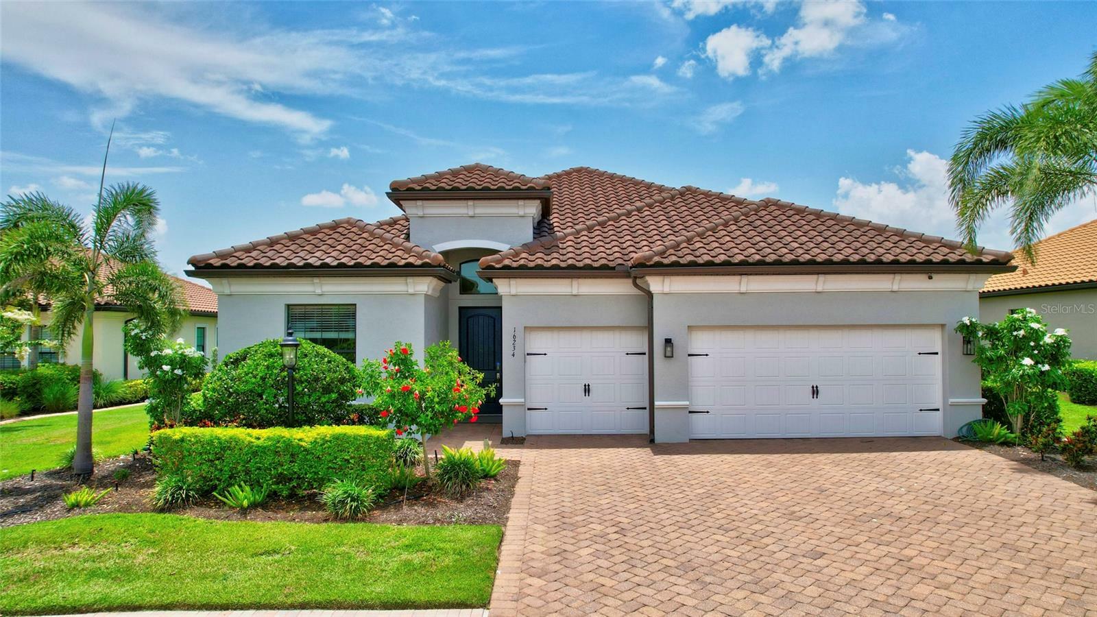 Property Photo:  16234 Castle Park Terrace  FL 34202 