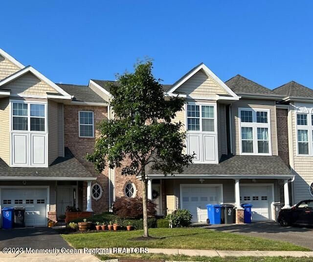 Property Photo:  28 Bryce Lane  NJ 08050 