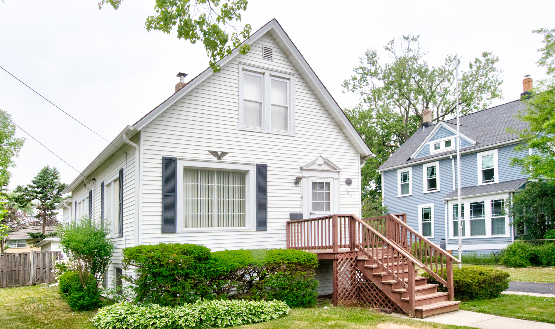 Property Photo:  100 S Greenwood Avenue  IL 60068 