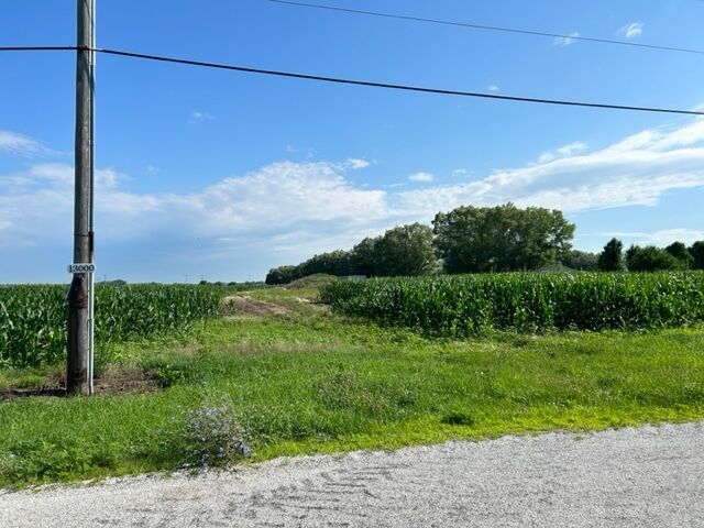 Property Photo: 13000 W Pauling Road IL 60442