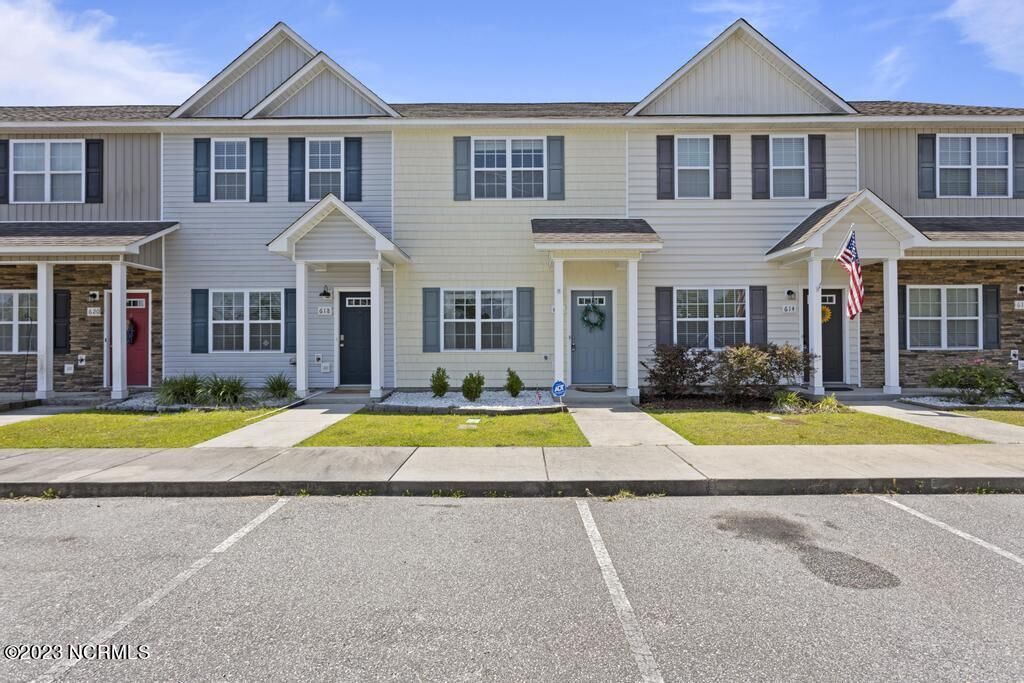 Property Photo: 616 Ebb Tide Lane NC 28460