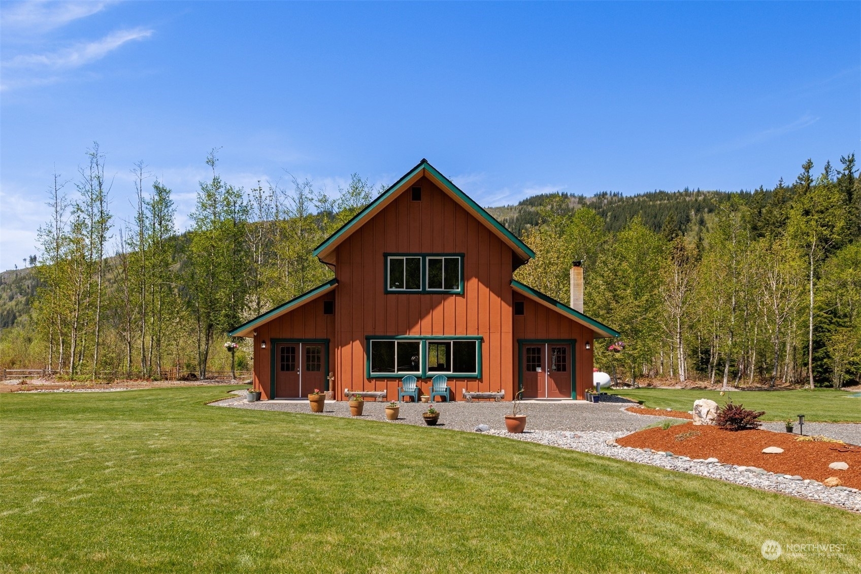 Property Photo:  9920 Stardust Lane  WA 98266 