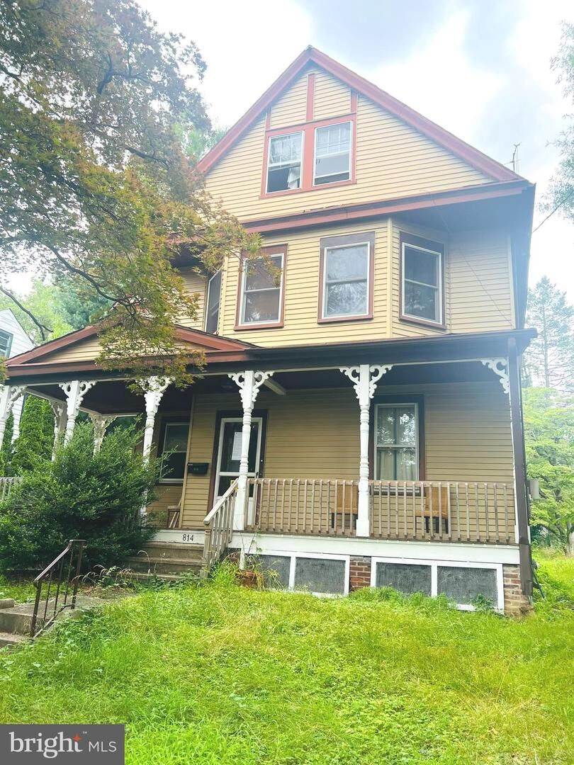 Property Photo:  814 N Pennsylvania Avenue  PA 19067 