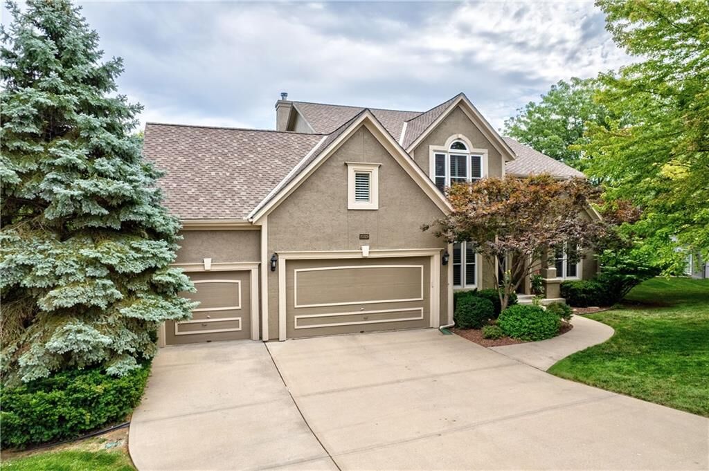 Property Photo: 20329 W 94th Terrace KS 66220