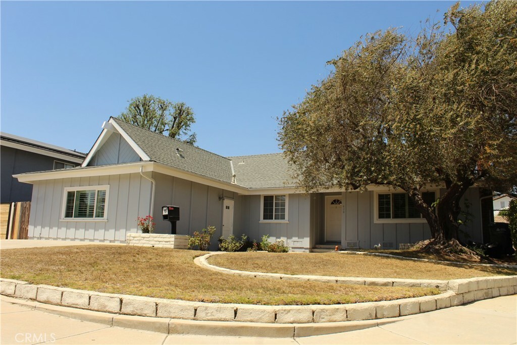 Property Photo:  490 Delwood Court  CA 91320 