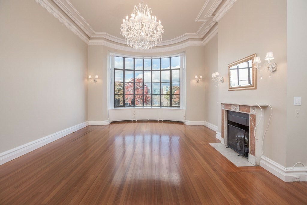 Property Photo: 228 Beacon 3 MA 02116