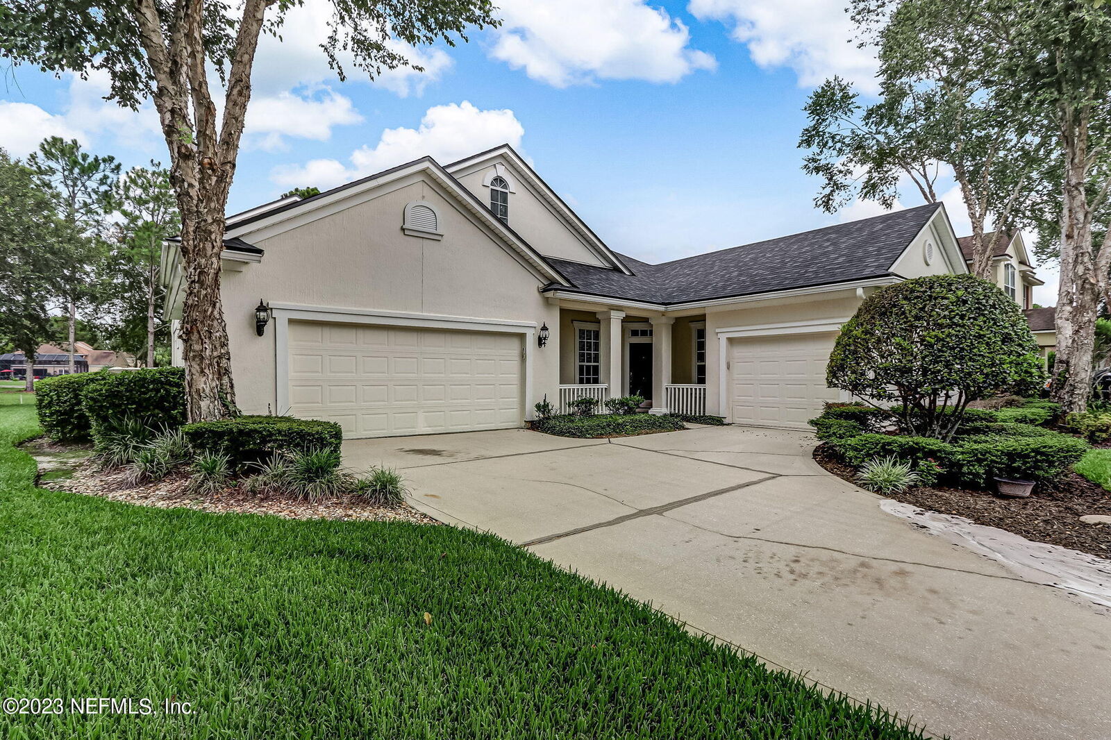 Property Photo:  1079 Green Pine Cir  FL 32065 