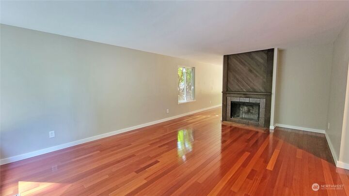 Property Photo: 17507 NE 33rd Place WA 98052