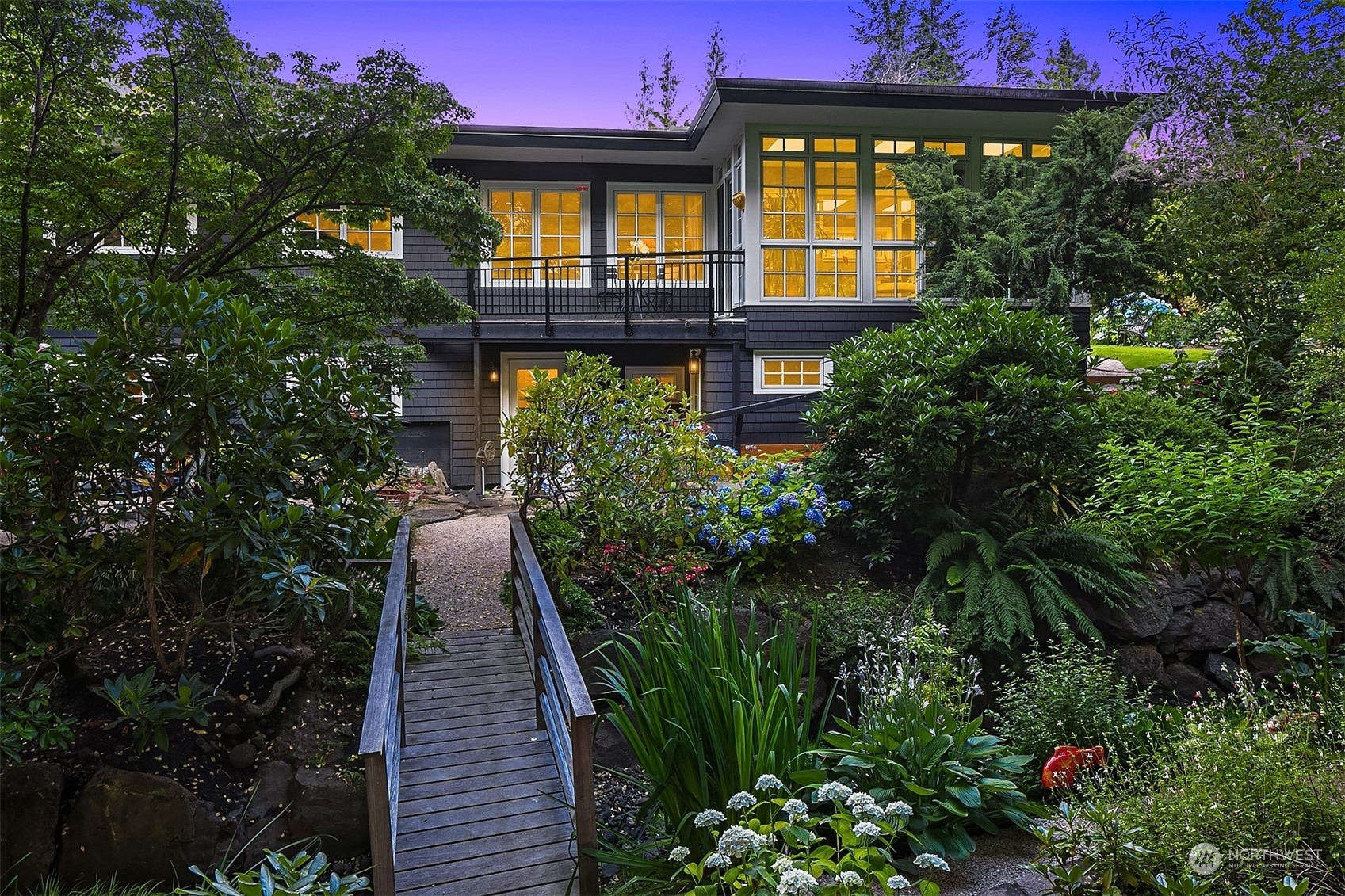 Property Photo: 8116 Overlake Drive W WA 98039