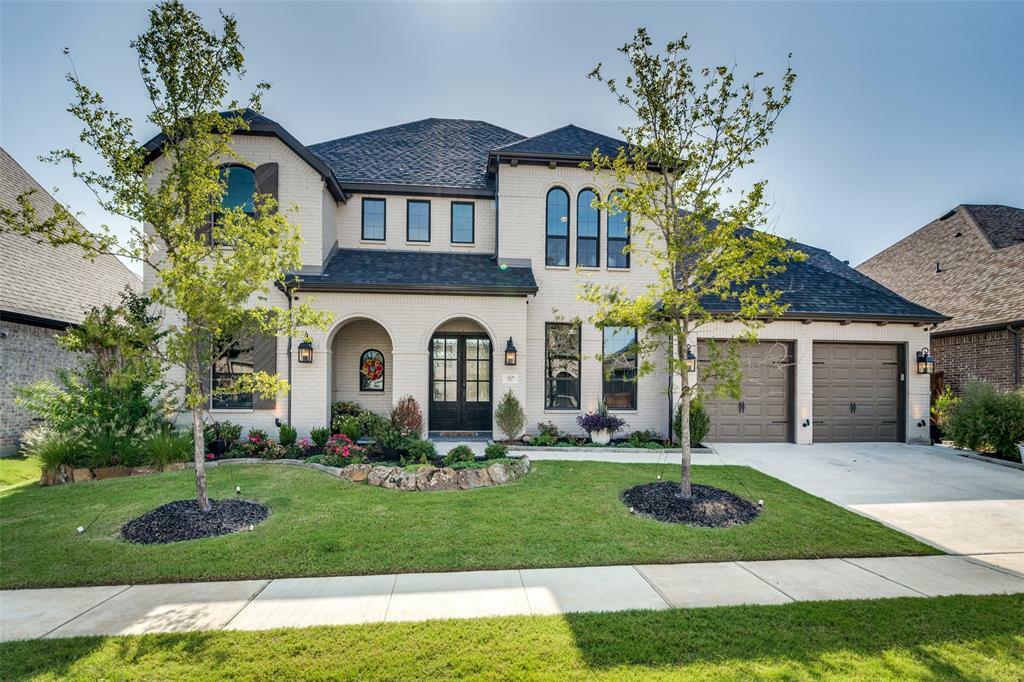 Property Photo: 1517 Bluestem Drive TX 76227