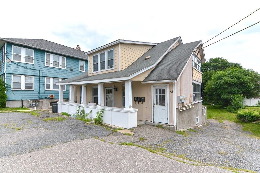 Property Photo:  73 S Quinsigamond Ave  MA 01545 