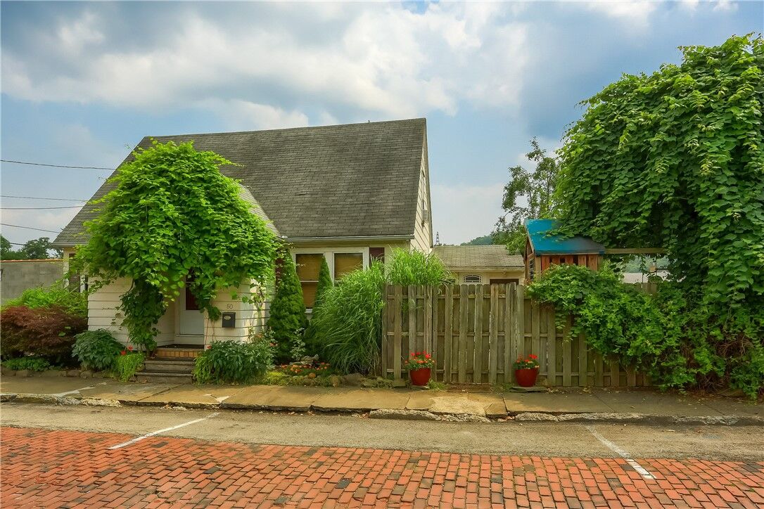 Property Photo: 60 Church St PA 15066