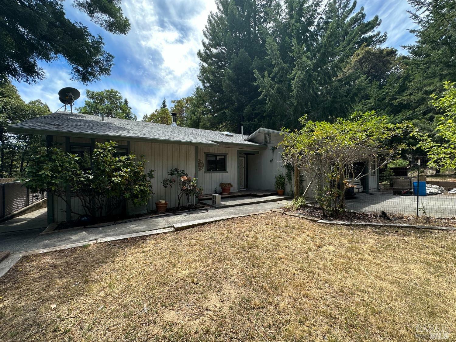 Property Photo:  24511 Rose Terrace  CA 95490 