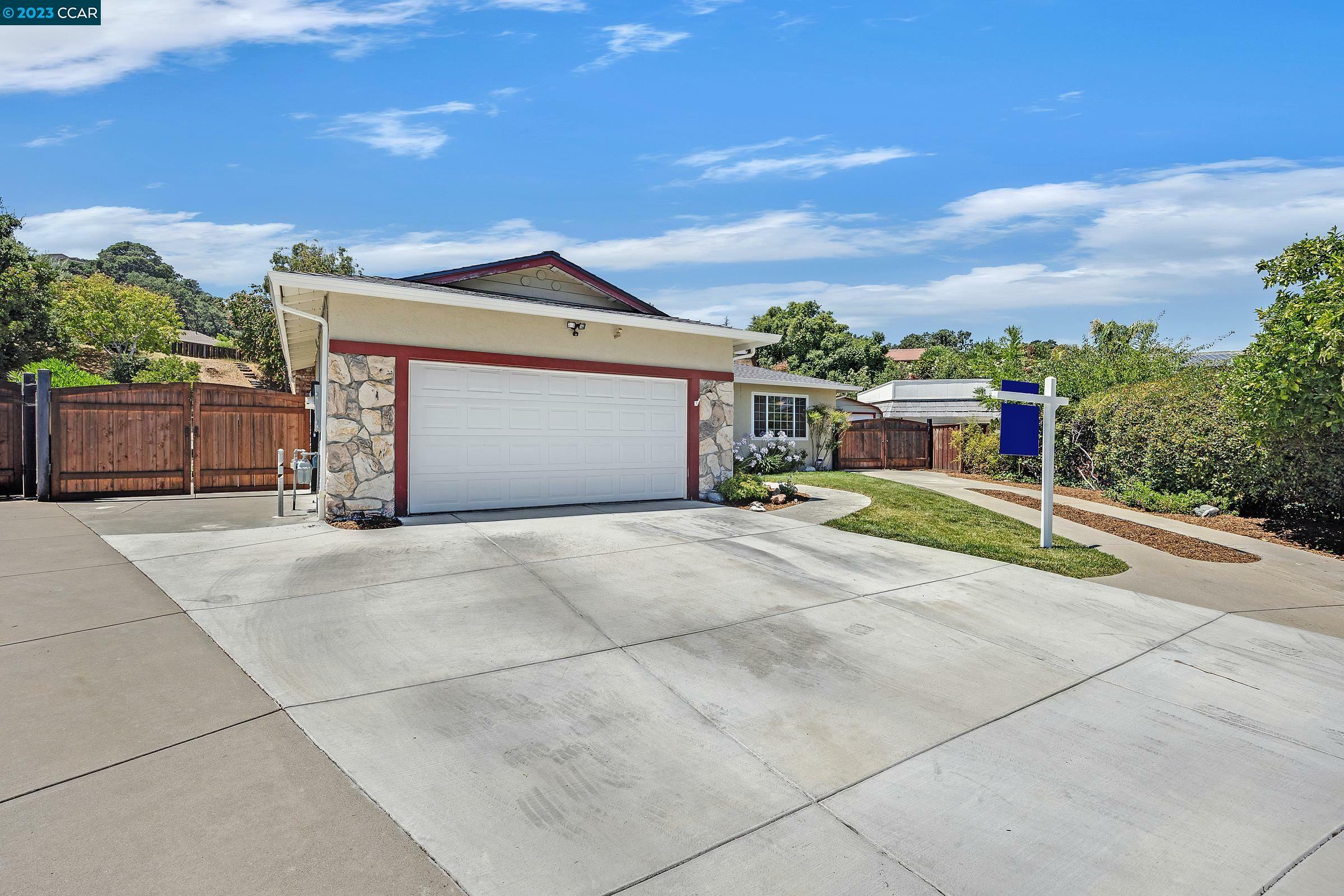 1161 Harris Ct  Martinez CA 94553 photo