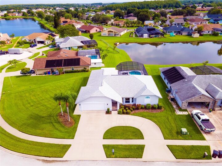 Property Photo:  2320 Giselle Court  FL 34772 