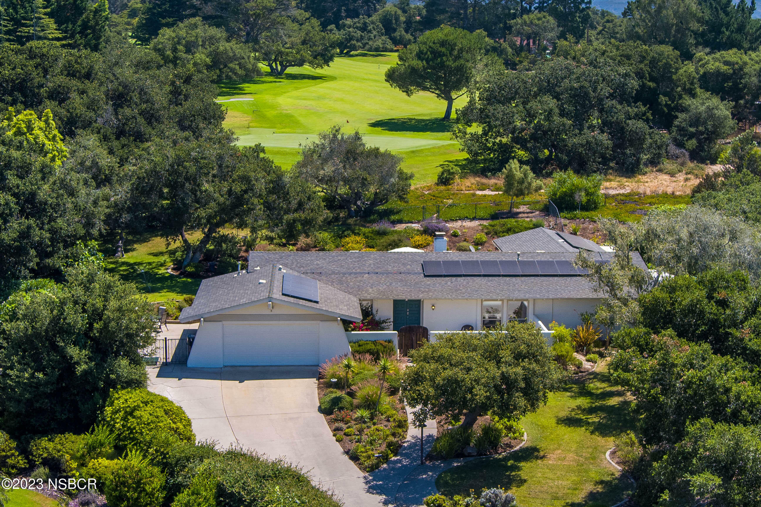 Property Photo: 4049 Saint Andrews Court CA 93436