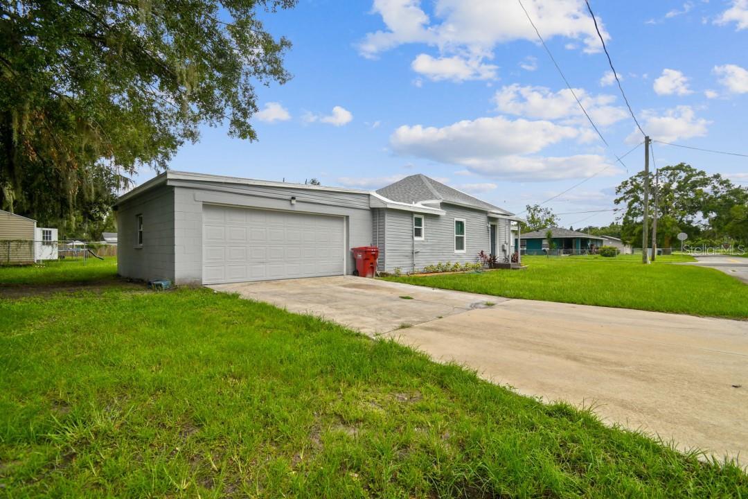 Property Photo:  716 W Madison Street  FL 33563 
