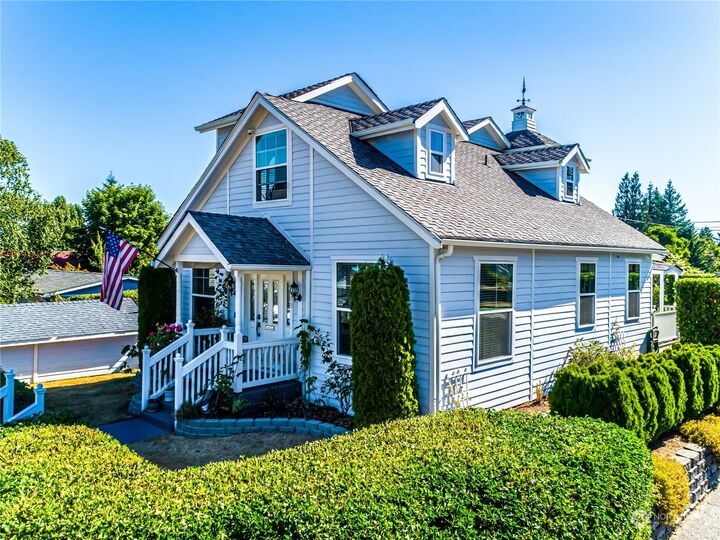 Property Photo: 419 Harrison Avenue WA 98366