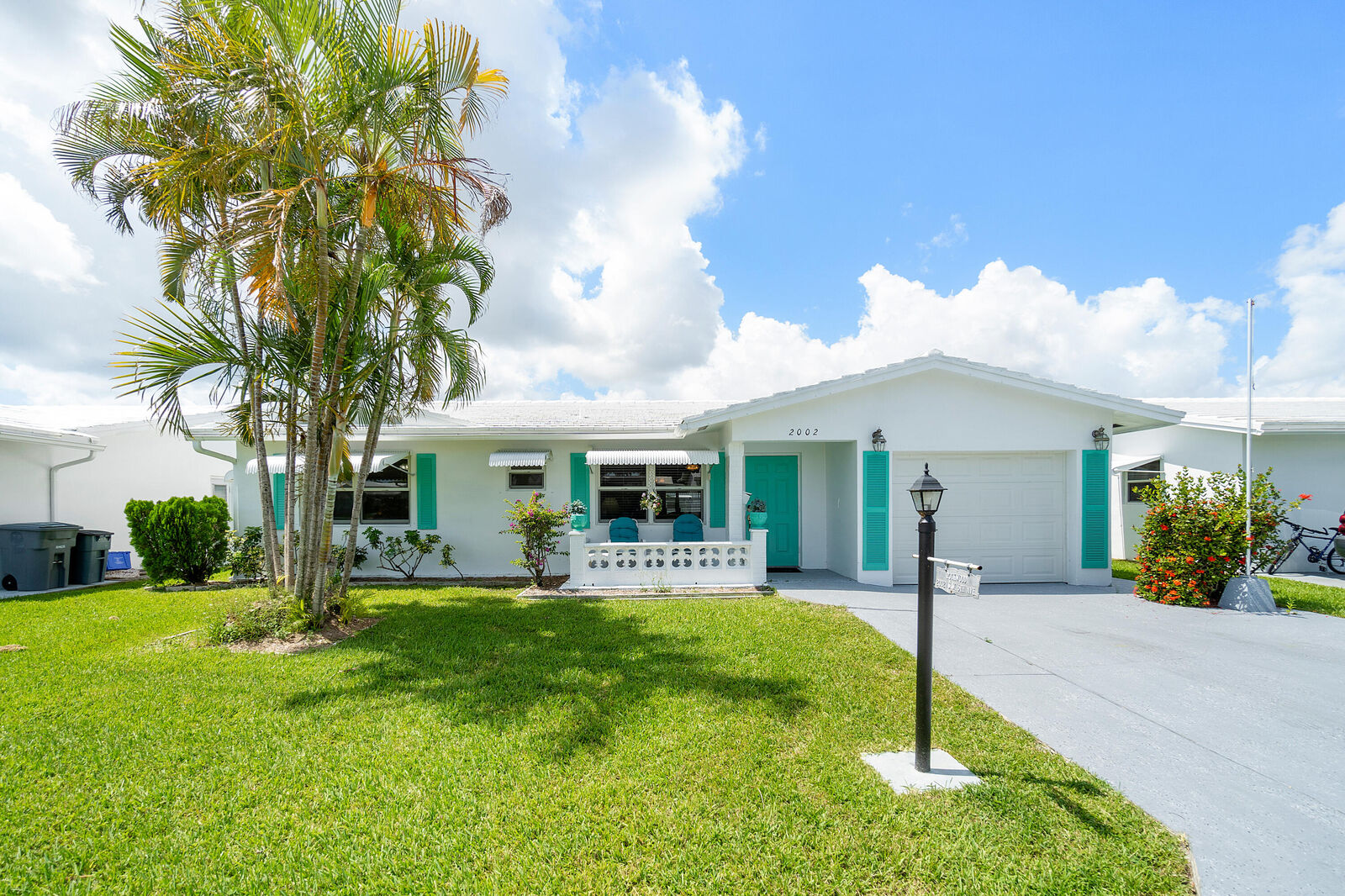 Property Photo: 2002 SW 6th Avenue FL 33426
