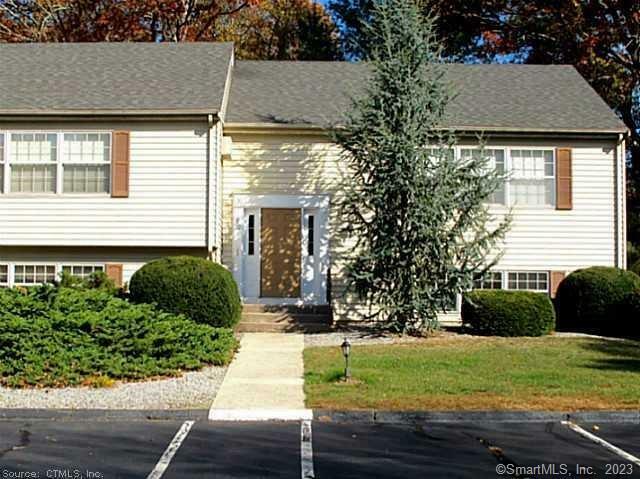 Property Photo:  9 Brantwood Drive 9  CT 06443 