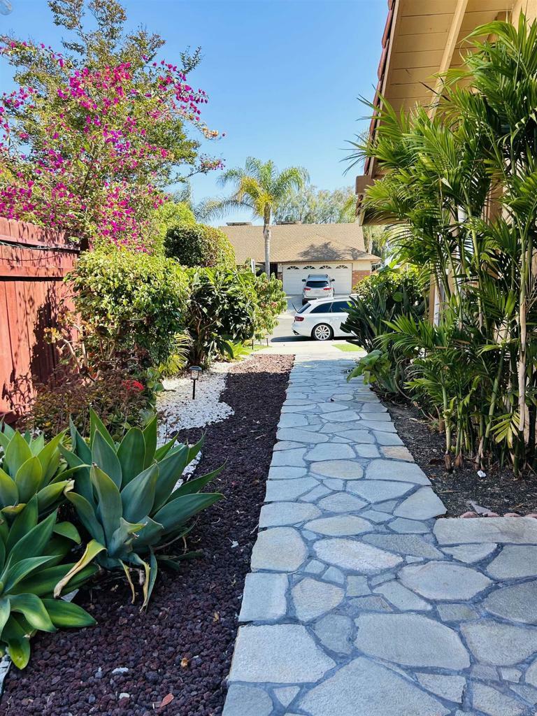Property Photo:  371 Dorsey Way  CA 92083 