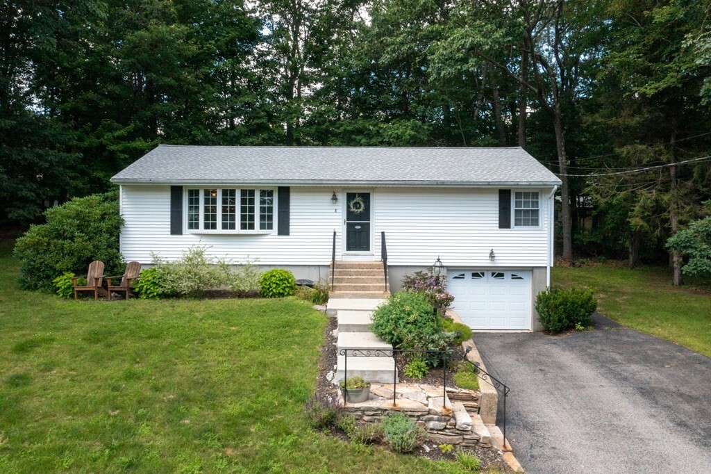 Property Photo:  8 Juniper Ln  MA 01543 