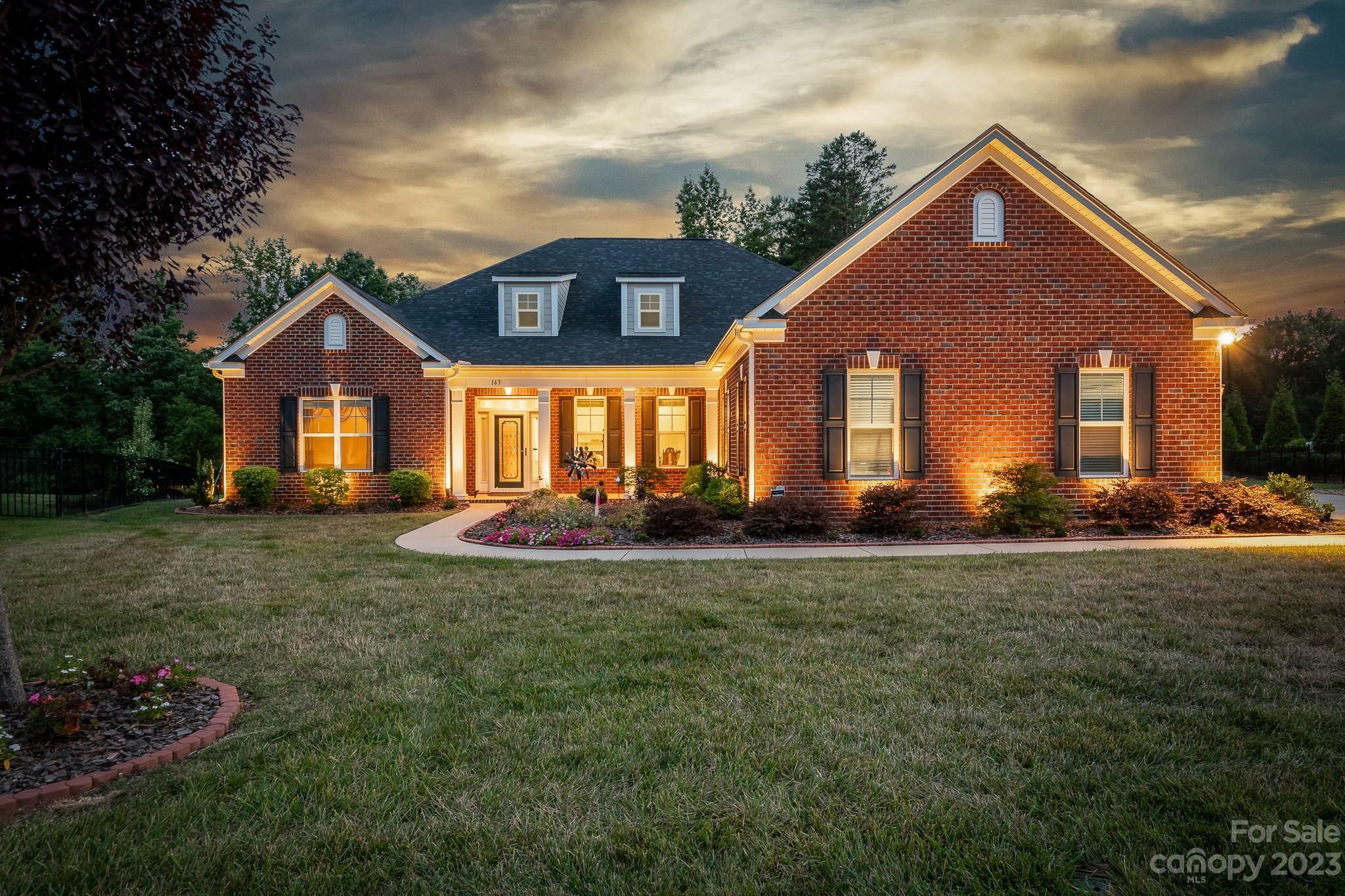Property Photo: 163 Holly Ridge Drive NC 28115