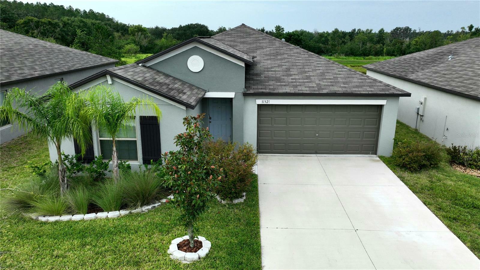 Property Photo:  11321 Misty Moss Drive  FL 33598 