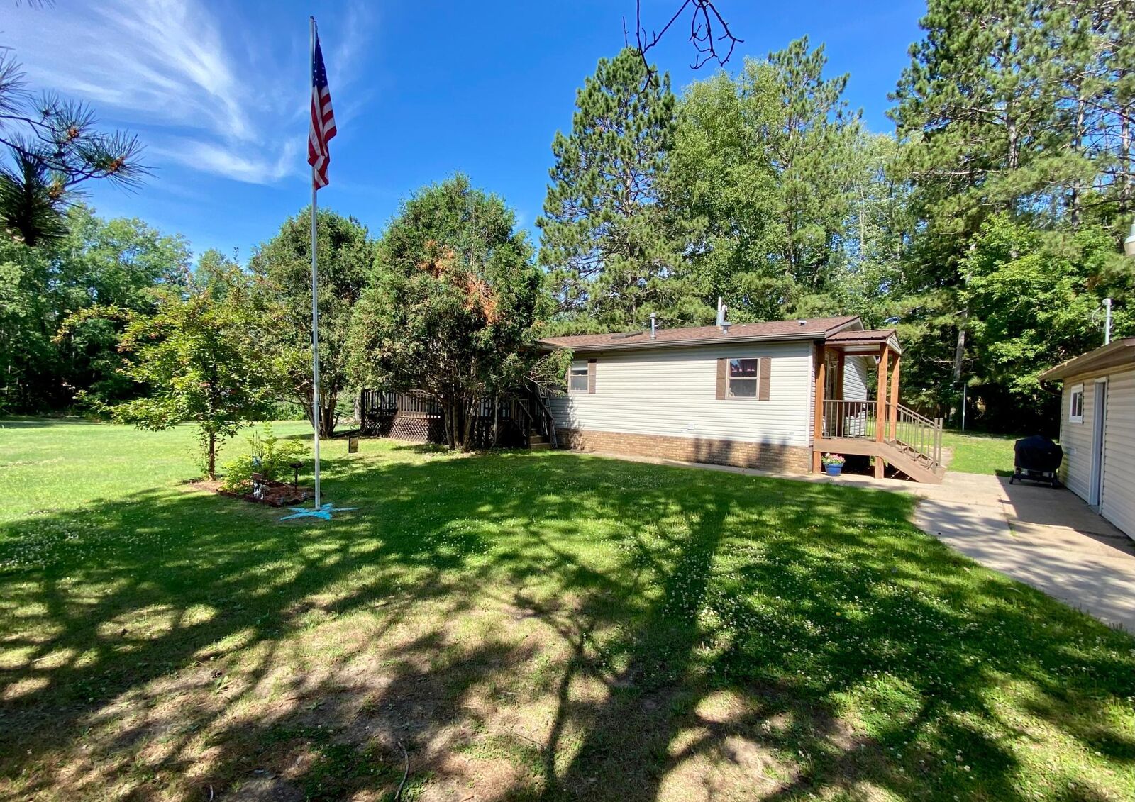 Property Photo:  16374 Simpson Boulevard  MN 55775 