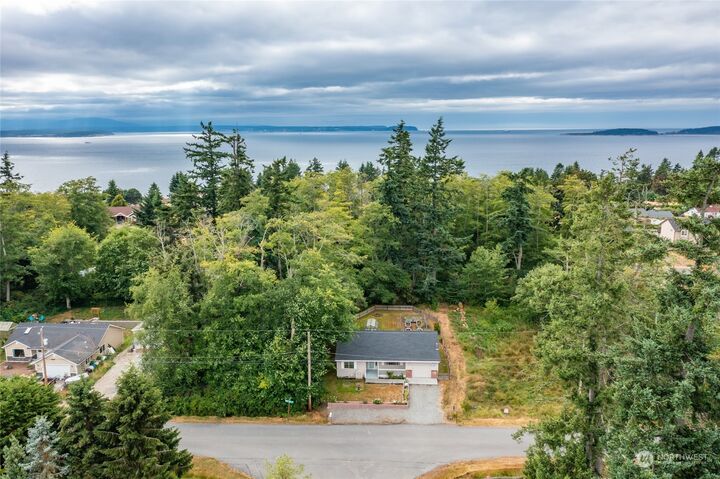 Property Photo:  1954 Banjo Drive  WA 98239 