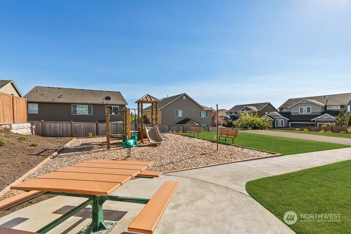 Property Photo: 4325 228th Place SE Mc10 WA 98021