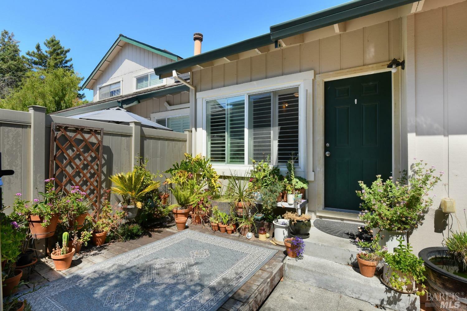 Property Photo:  1008 Civic Center Drive  CA 94928 