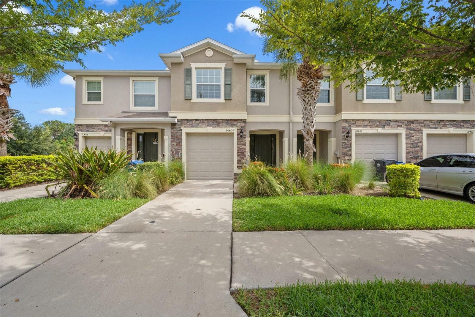 Property Photo:  10408 Yellow Spice Court  FL 33578 