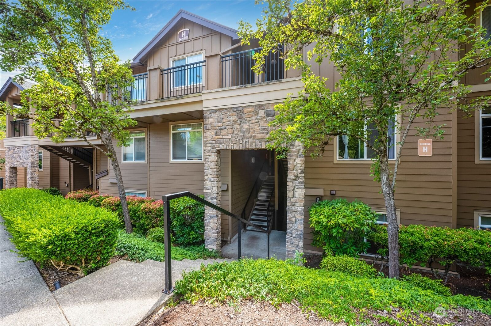 Property Photo: 18930 Bothell Everett Highway H103 WA 98012