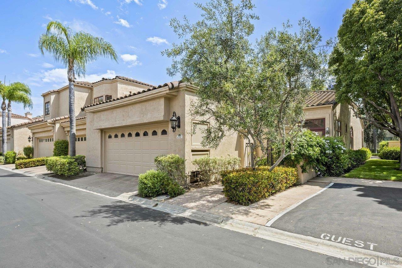 Property Photo:  3757 Paseo Vista Famosa  CA 92091 